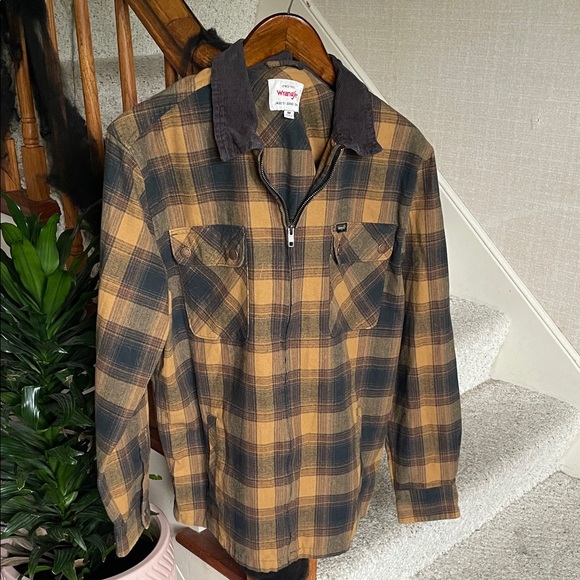 Wrangler Men's Brown and Black Plaid Shirt Jacket - Picture 1 of 10